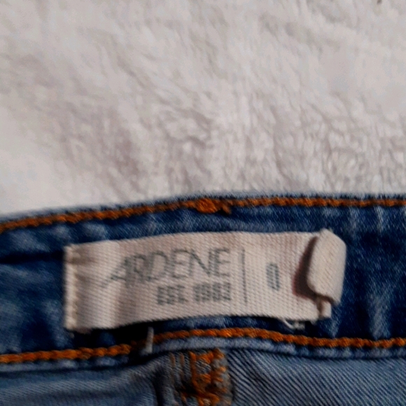 Shorts - Picture 2 of 3